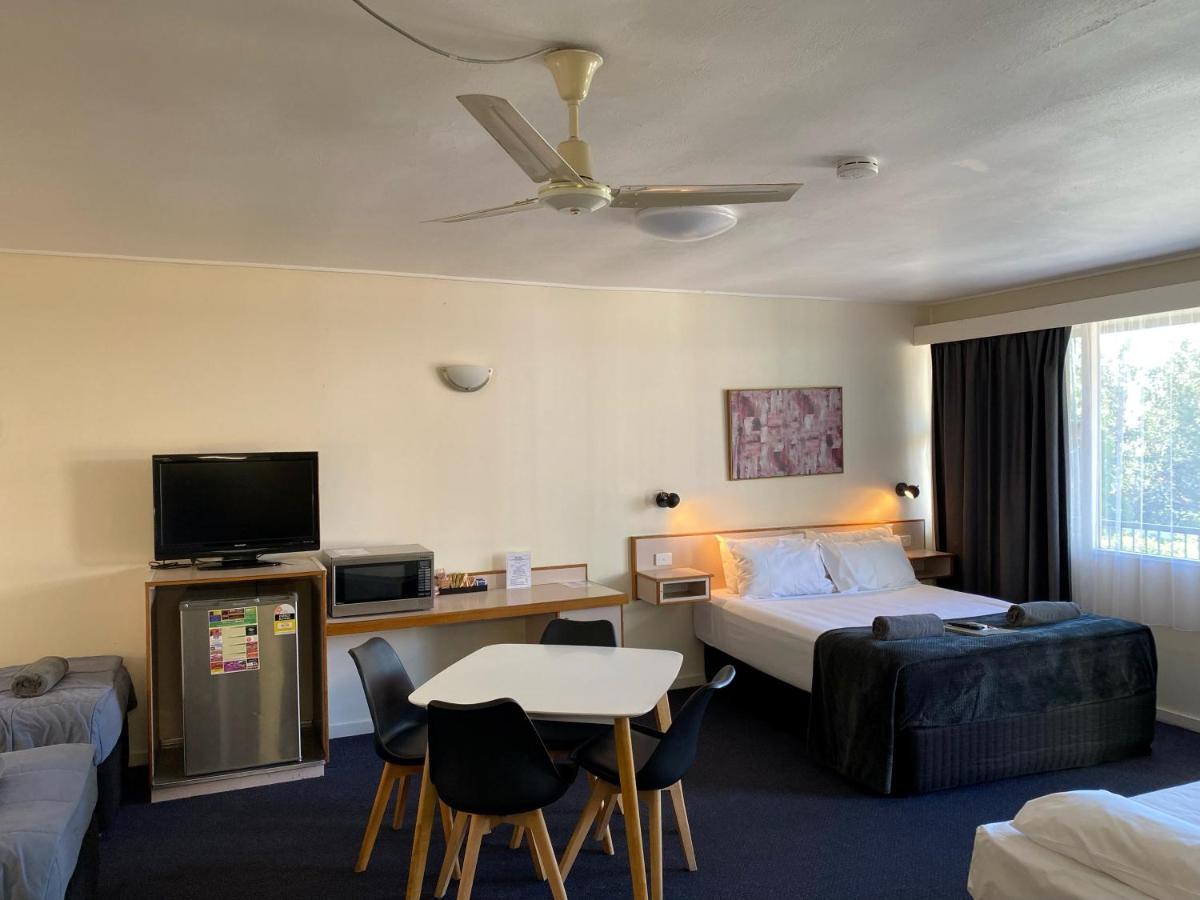 Mid City Motor Inn Mackay Buitenkant foto