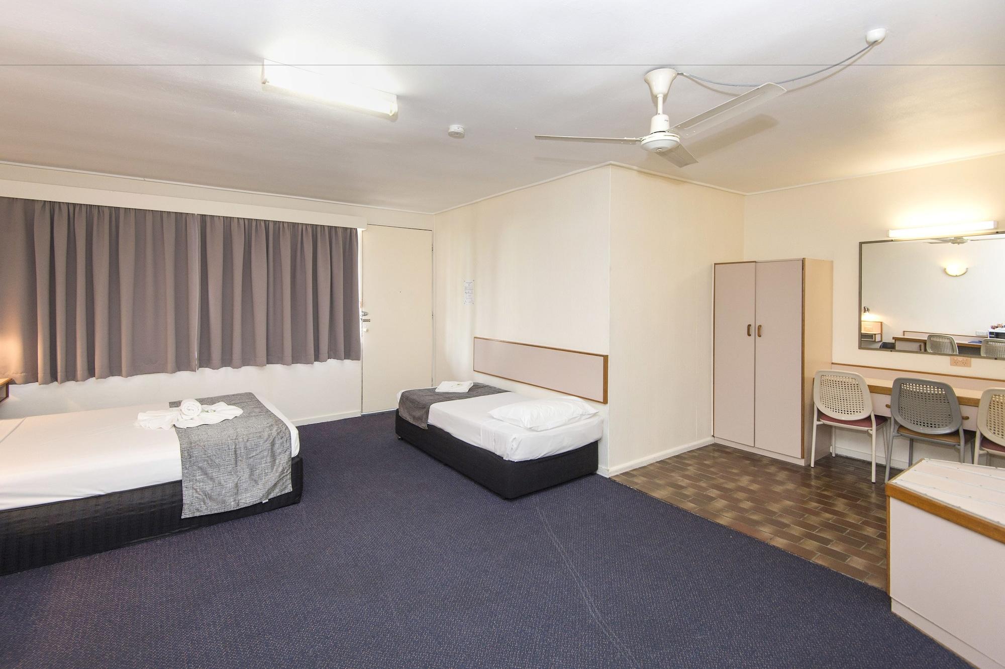 Mid City Motor Inn Mackay Buitenkant foto