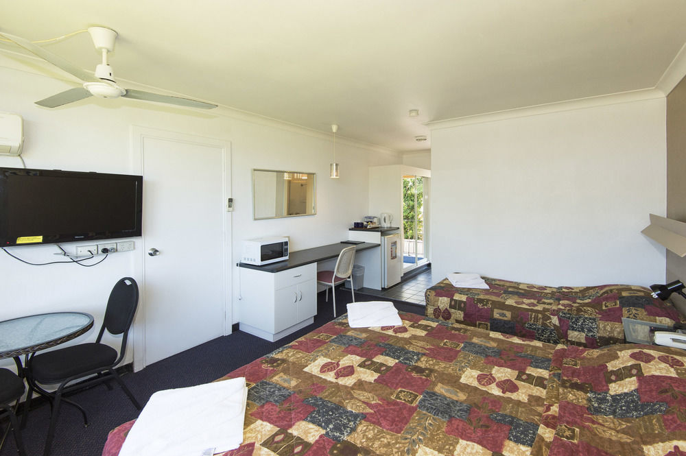 Mid City Motor Inn Mackay Buitenkant foto